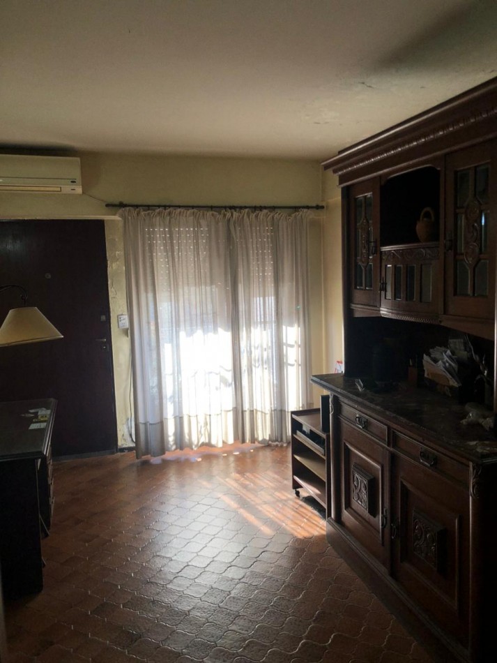 Duplex en centro de Quilmes - en venta