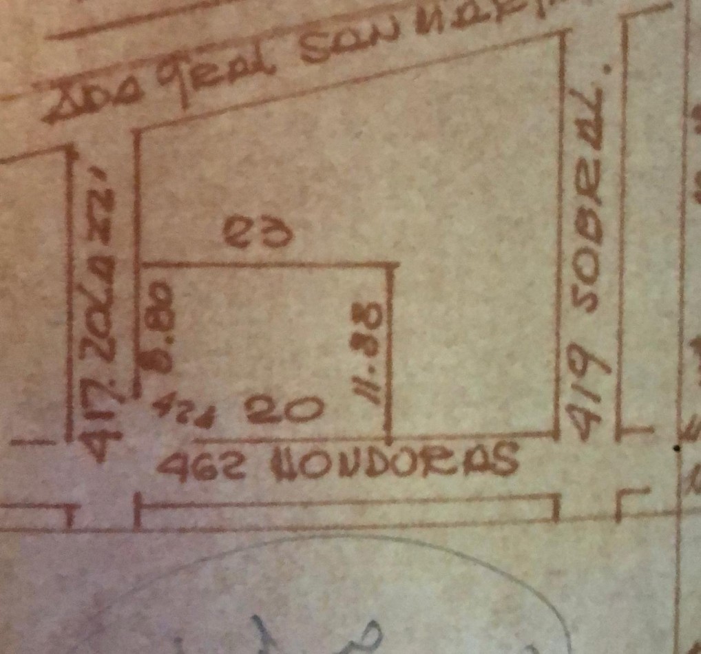 Lote ideal para inversion en Ezpeleta centro