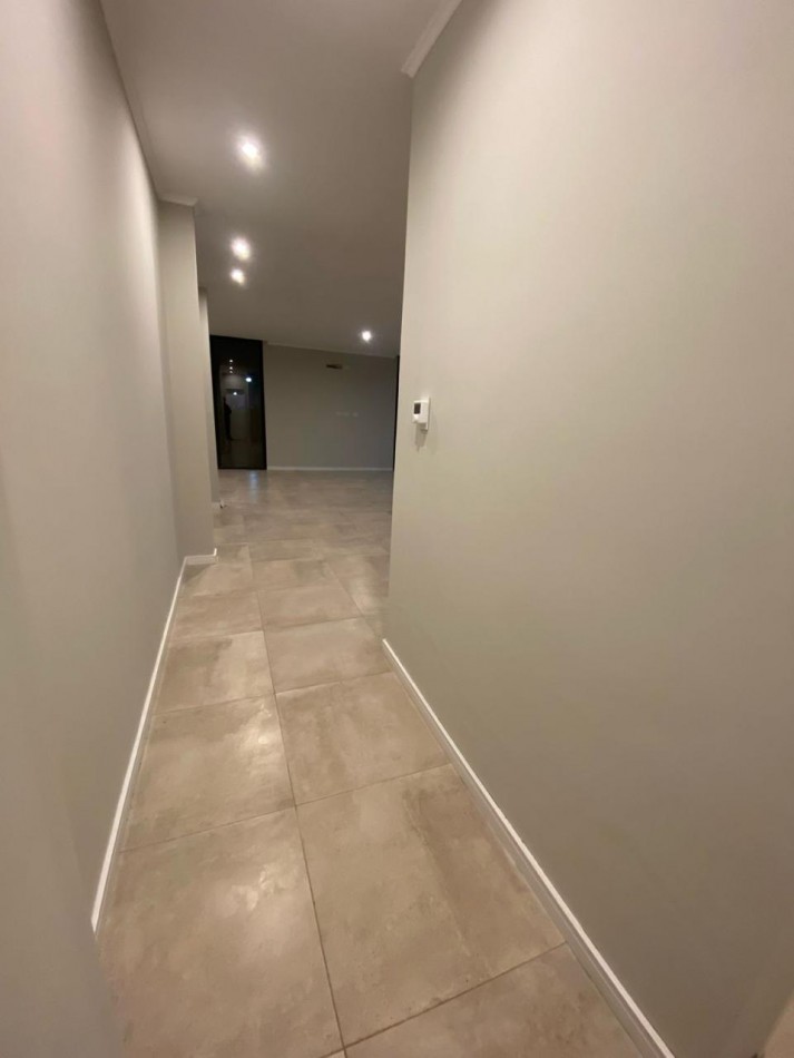 Oportunidad Unica: Casa en Barrio Privado - Venta