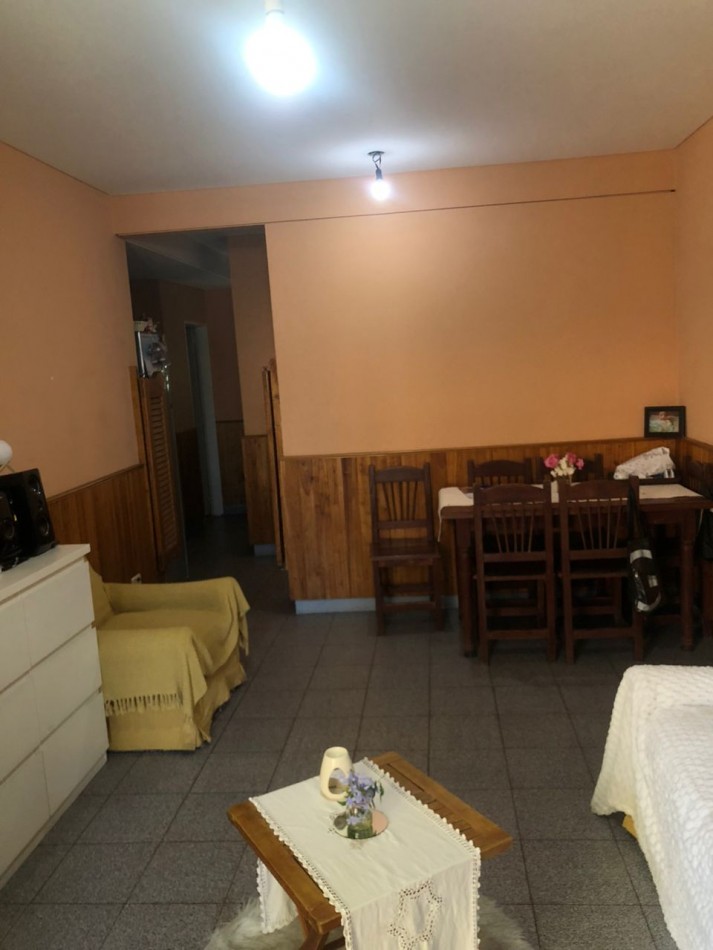 Oportunidad en Venta en el Centro de Quilmes - Departamento de 2 Ambientes en Planta Baja