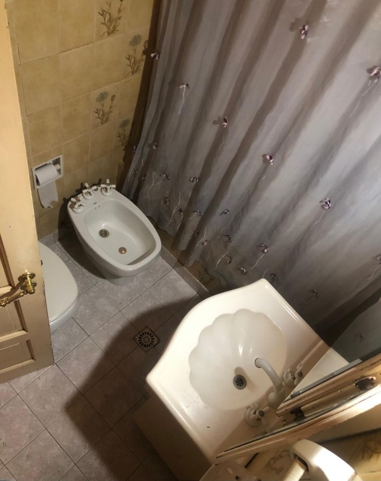 Casa tipo PH en venta - 3 ambientes con patio y terraza