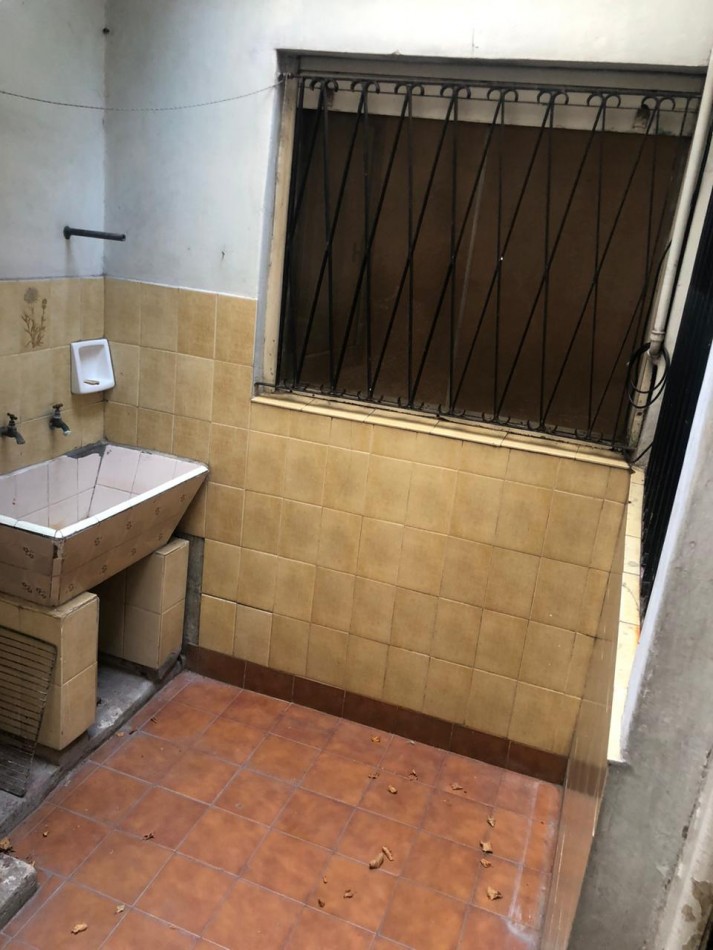 Casa tipo PH en venta - 3 ambientes con patio y terraza