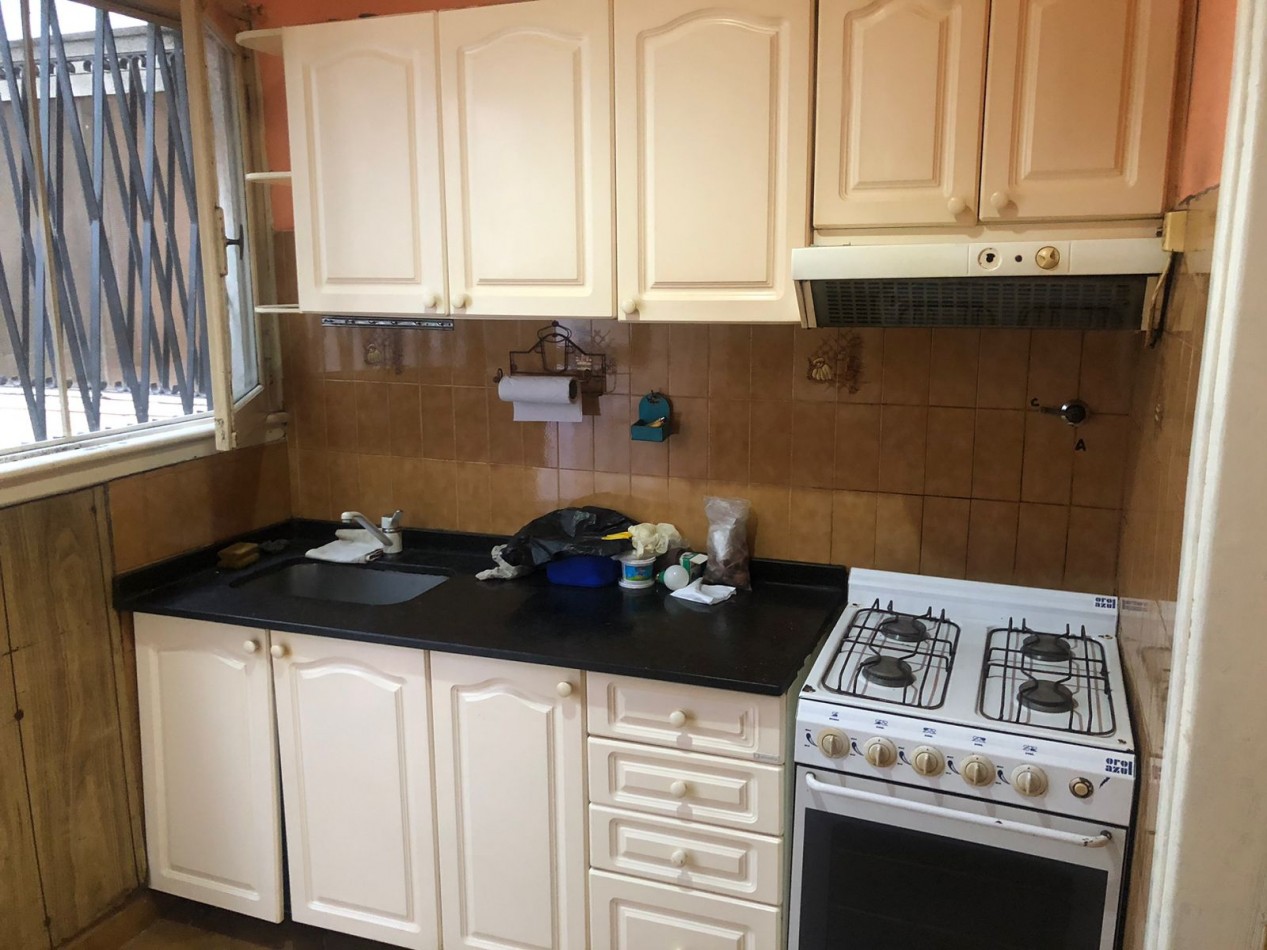 Casa tipo PH en venta - 3 ambientes con patio y terraza