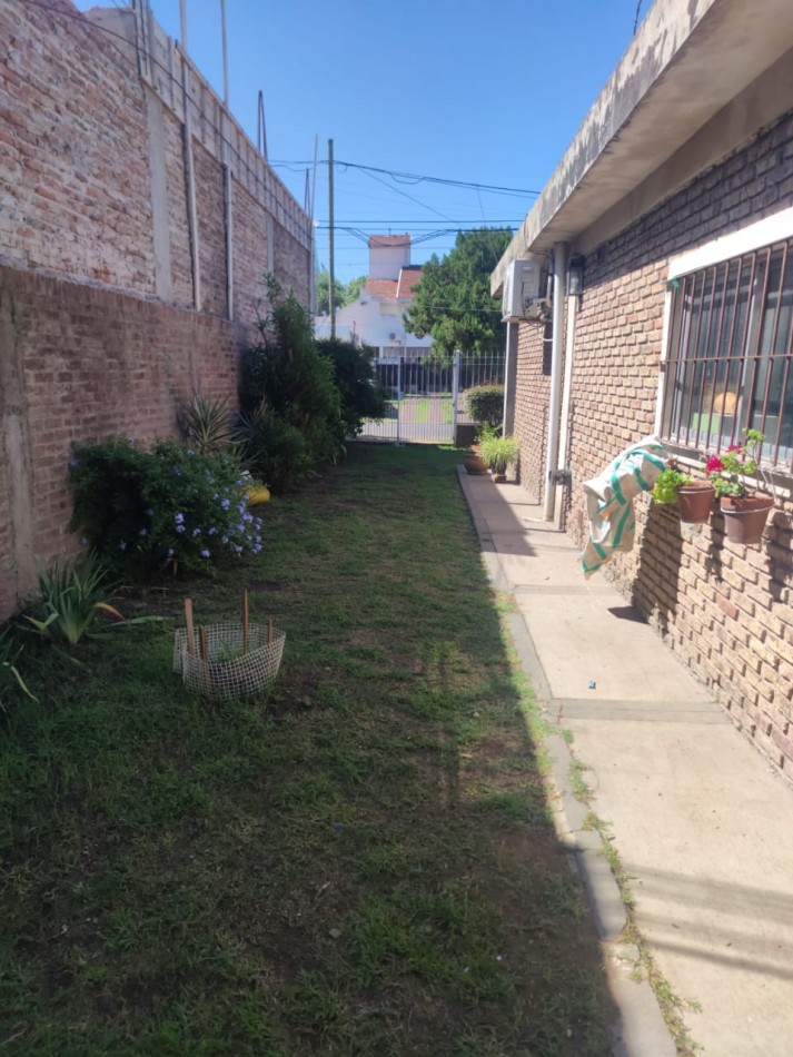 Casa en Quilmes Oeste - Venta