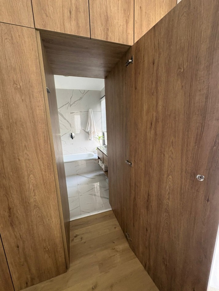 Exclusivo Departamento en Piso Completo - Vistas Abiertas, Privacidad y Diseño de Categoria