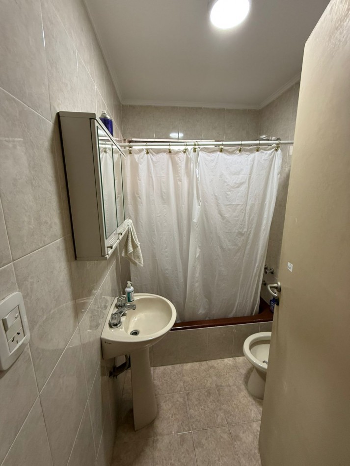 Departamento de 2 Ambientes en Alquiler Apto profesional- Quilmes centro