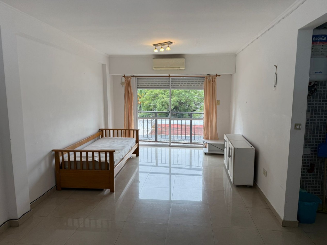 Departamento de 2 Ambientes en Venta - Apto Profesional en Quilmes Centro