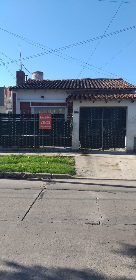 Casa en Venta - Oportunidad en Ezpeleta