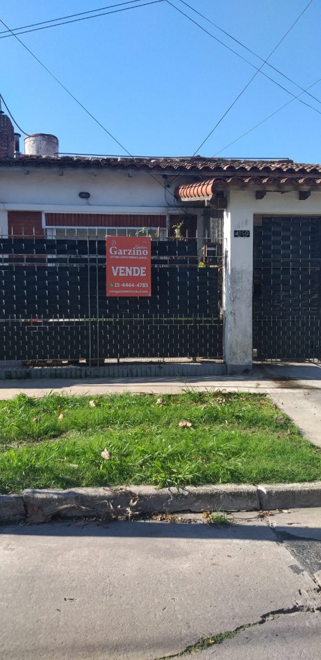Casa en Venta - Oportunidad en Ezpeleta