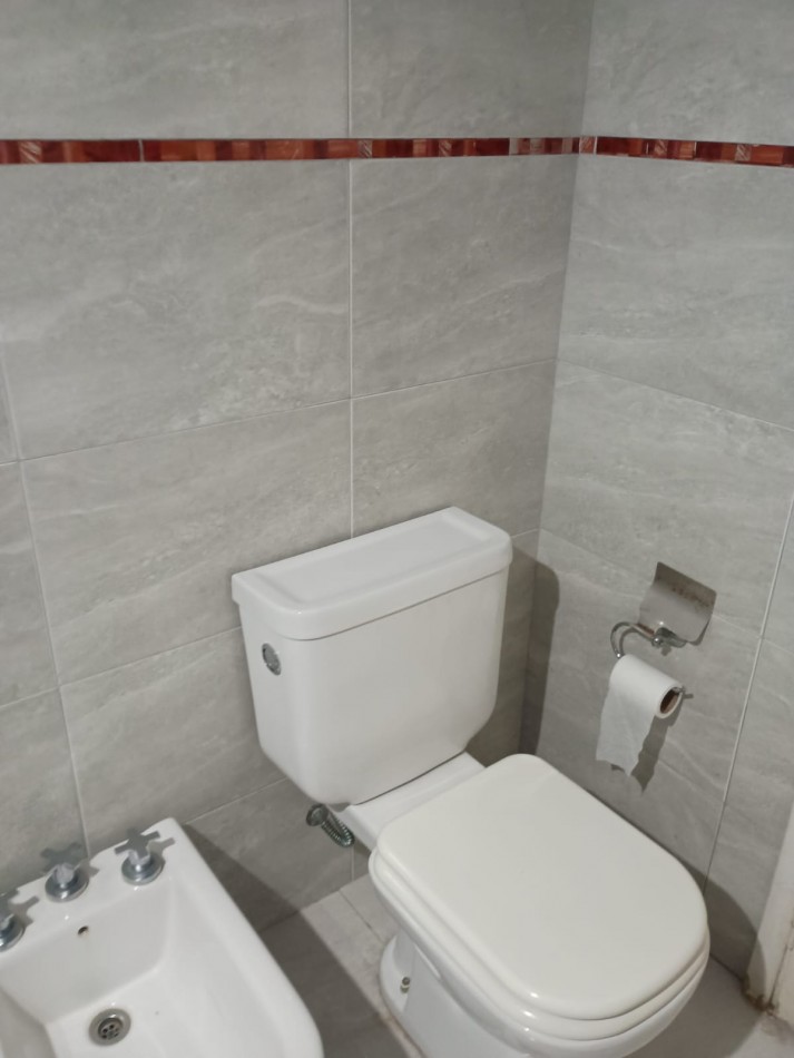 Departamento Semipiso de 3 Ambientes en Bernal - Con Cochera