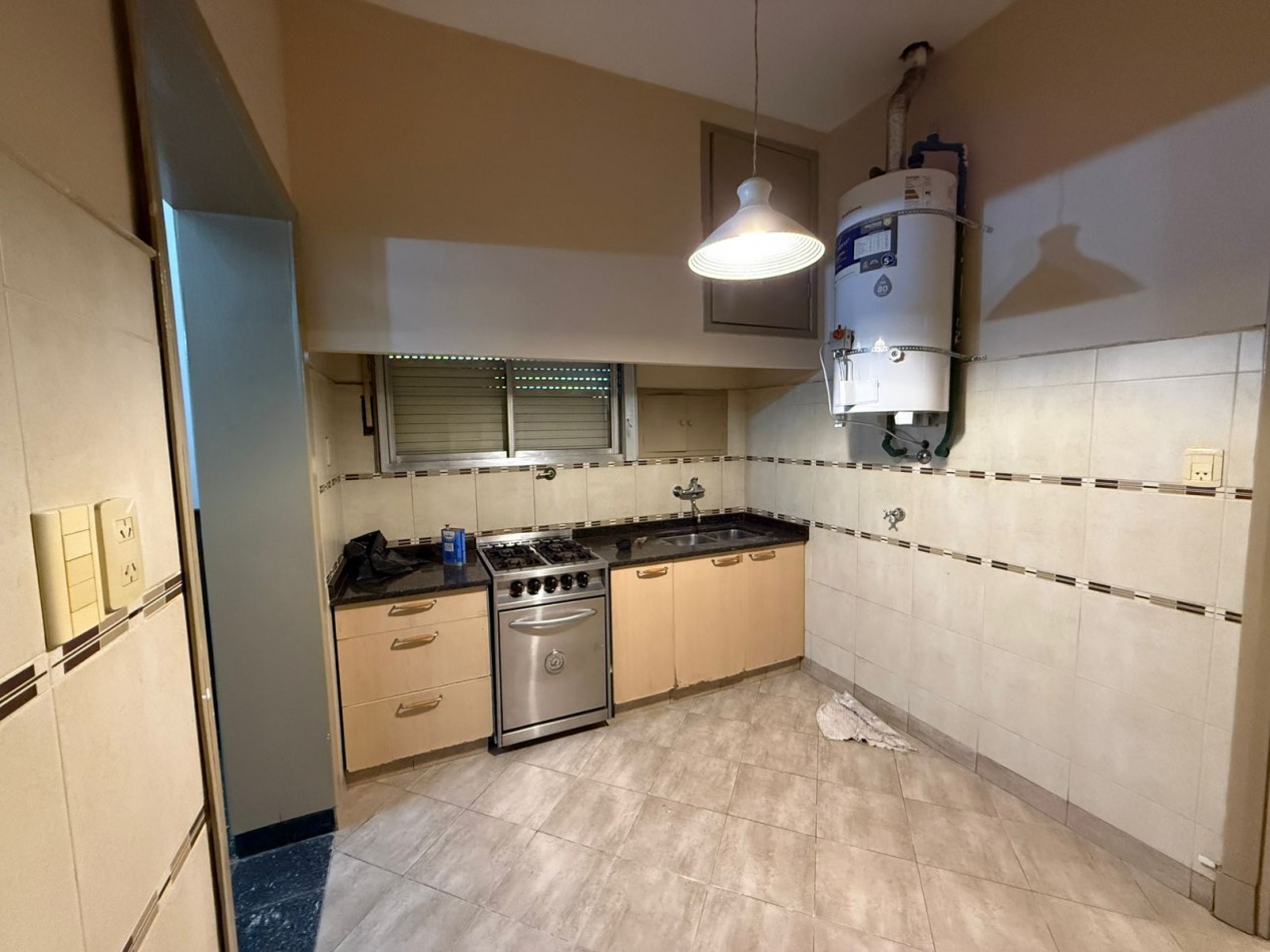 Casa en Venta - Amplio lote y excelentes comodidades