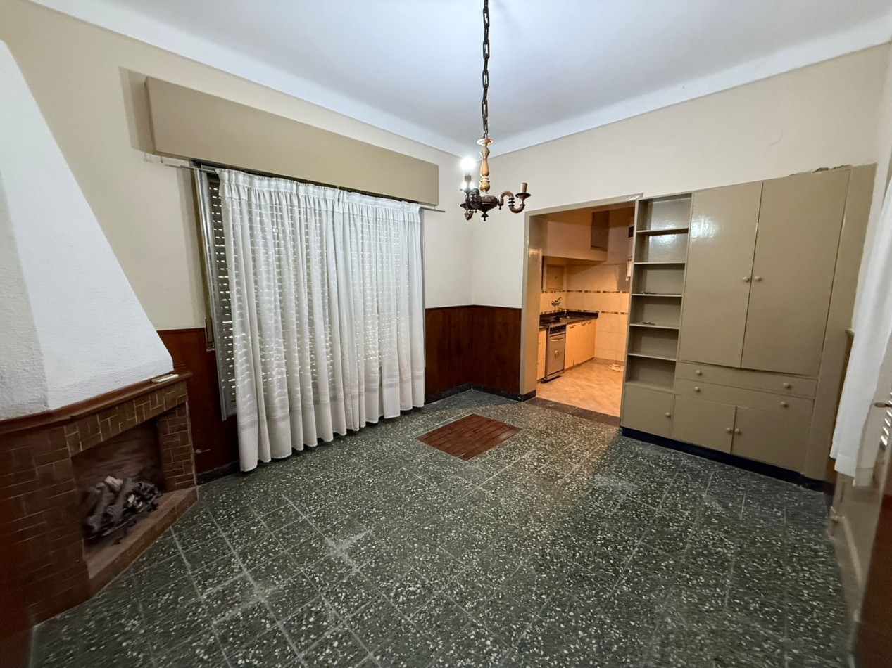 Casa en Venta - Amplio lote y excelentes comodidades