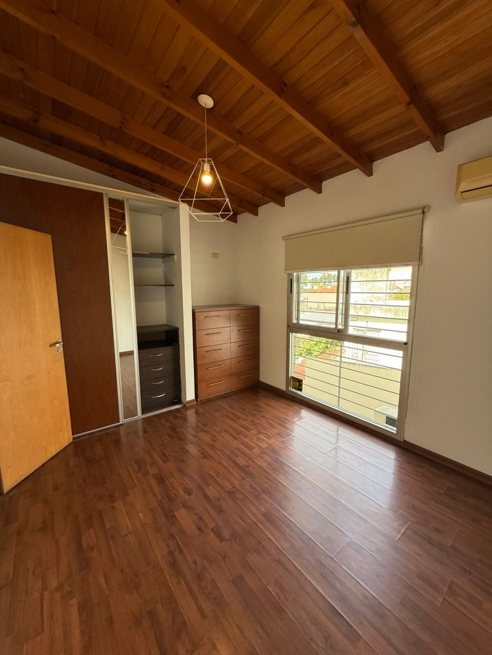 Departamento de 2 Ambientes en Bernal con Terraza Propia