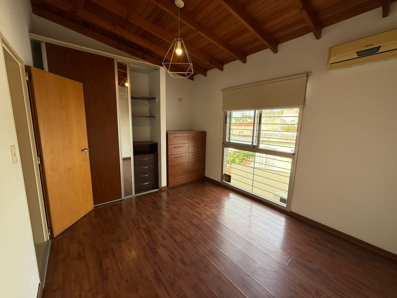 Departamento de 2 Ambientes en Bernal con Terraza Propia