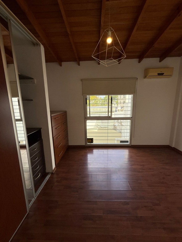 Departamento de 2 Ambientes en Bernal con Terraza Propia