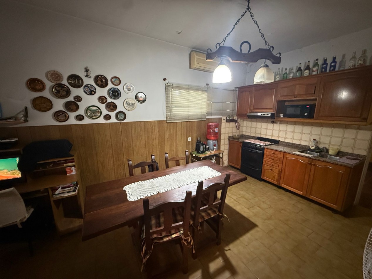 Casa de 3 Ambientes en Venta en Ezpeleta