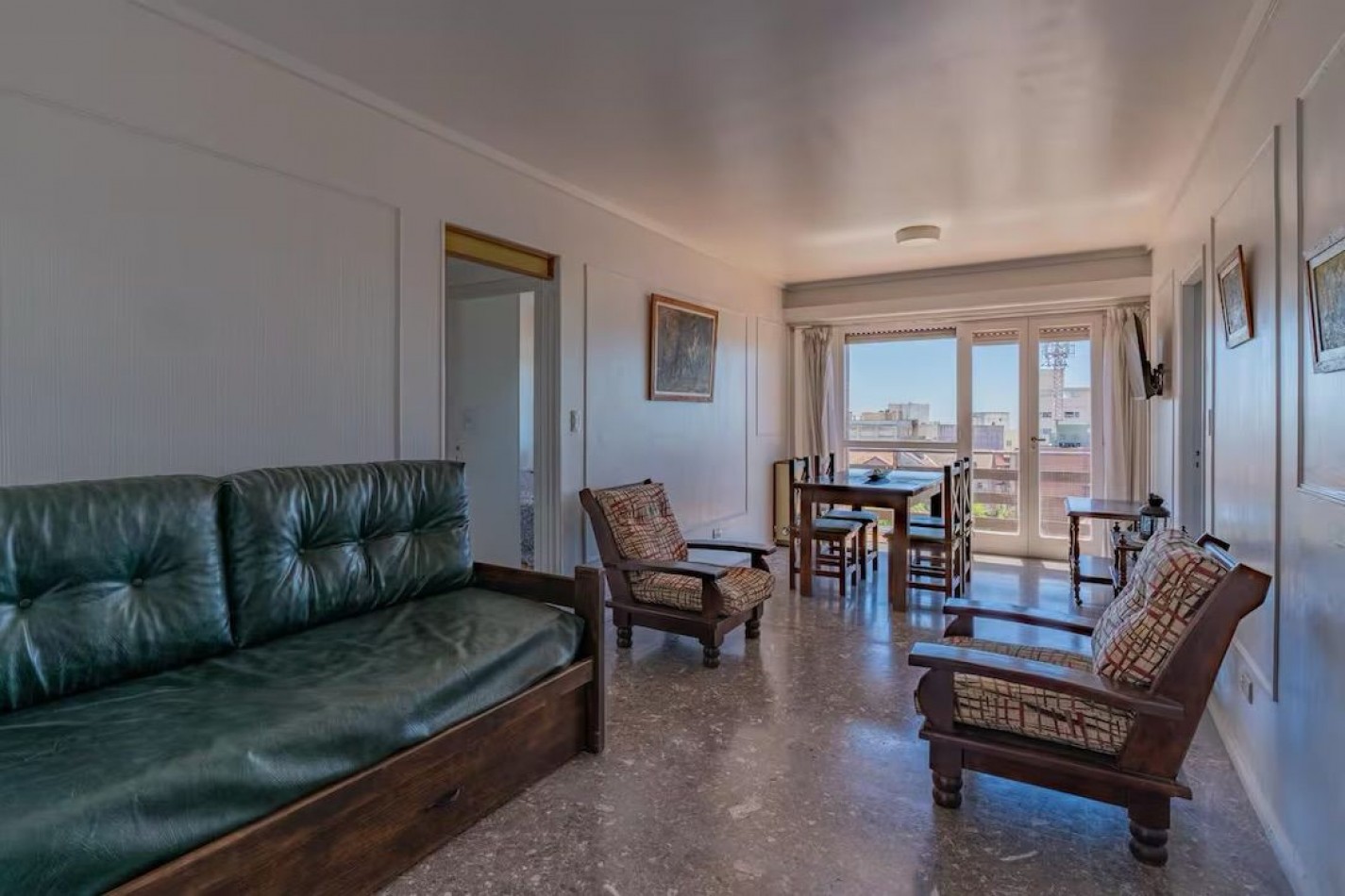Departamento de 2 Ambientes en Venta - Frente al Mar en Mar del Plata