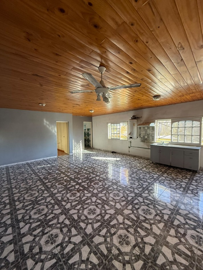 Departamento de 2 Ambientes en Alquiler - con balcon al contrafrente