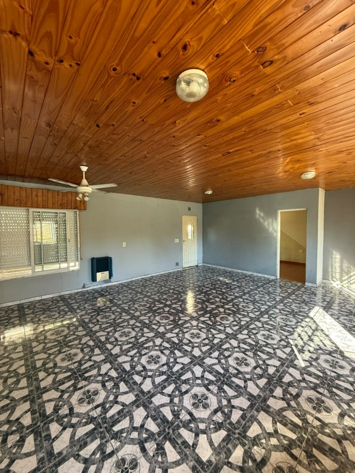Departamento de 2 Ambientes en Alquiler - con balcon al contrafrente
