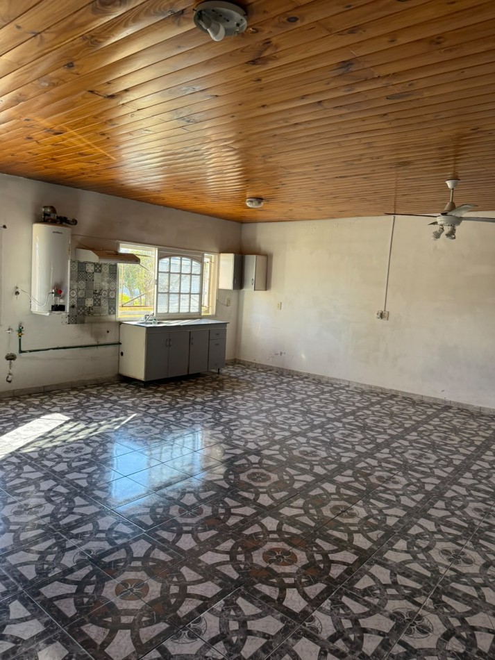 Departamento de 2 Ambientes en Alquiler - con balcon al contrafrente