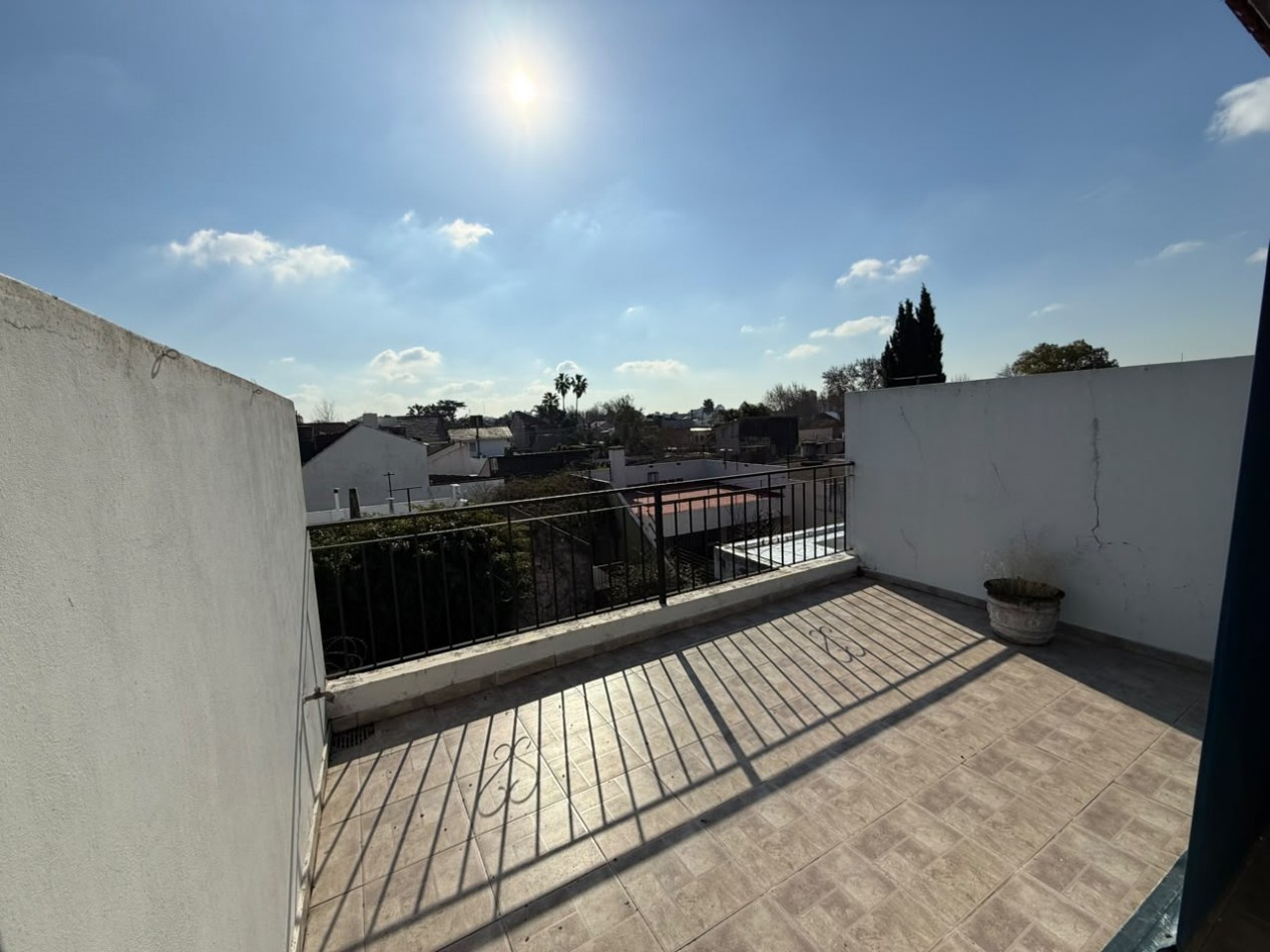 Duplex de 4 Ambientes en Venta - Confort, amplitud y excelente distribucion