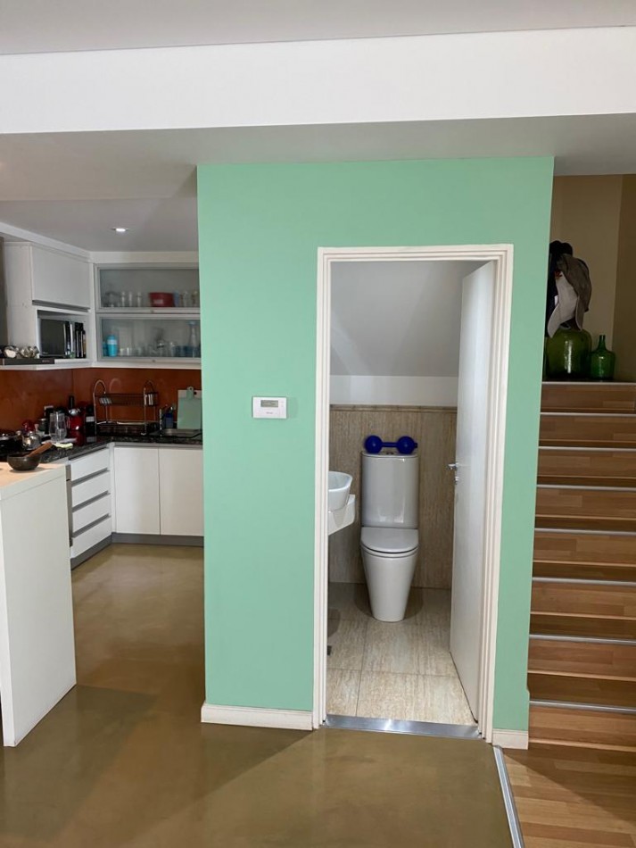 Triplex en Venta - Con Cochera, Balcon y Amenities