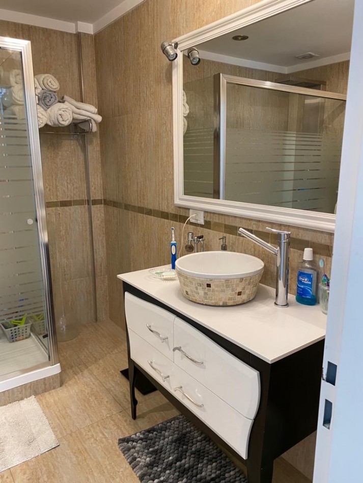 Triplex en Venta - Con Cochera, Balcon y Amenities