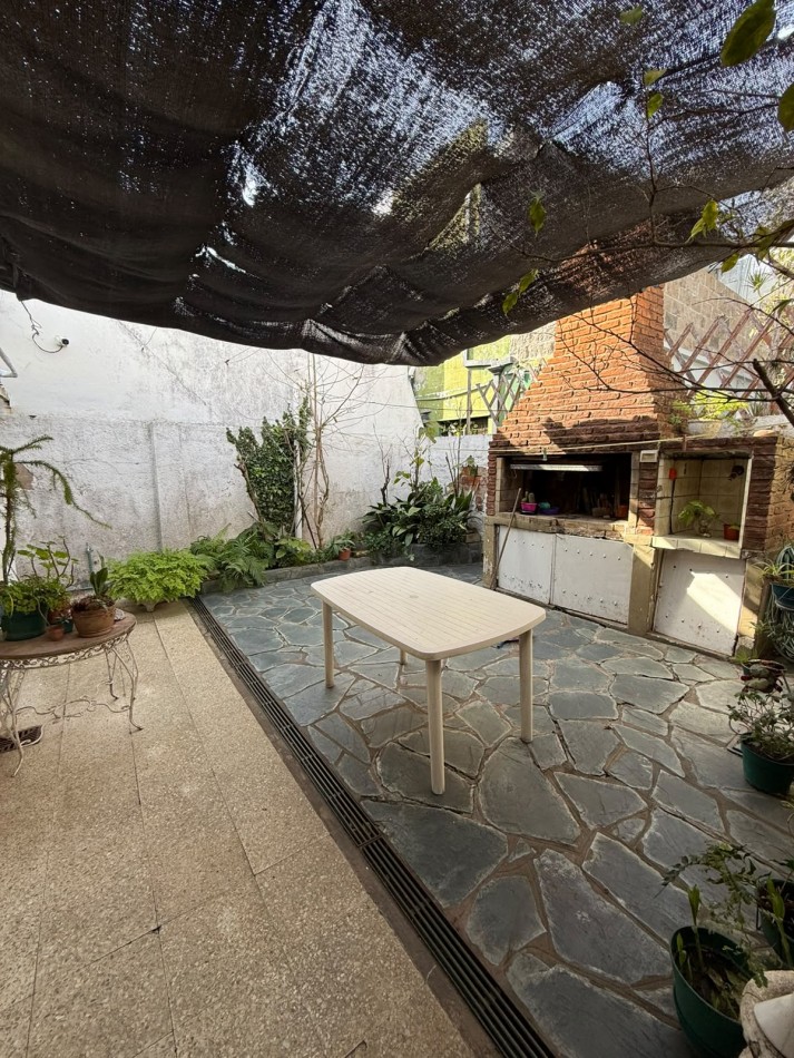 Casa de 3 Ambientes en Venta - Quilmes Oeste
