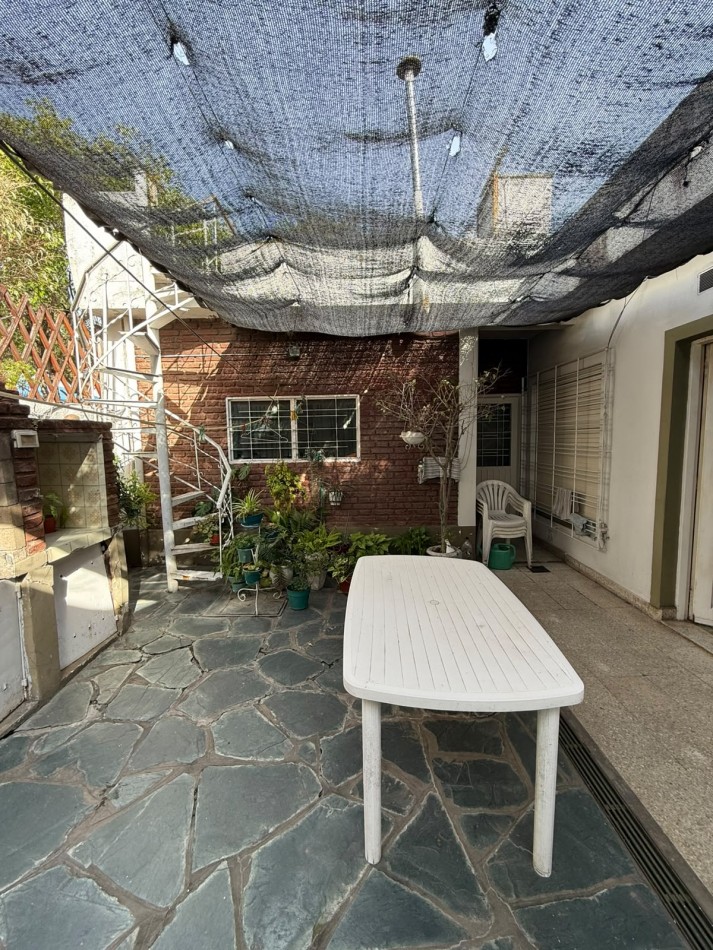 Casa de 3 Ambientes en Venta - Quilmes Oeste