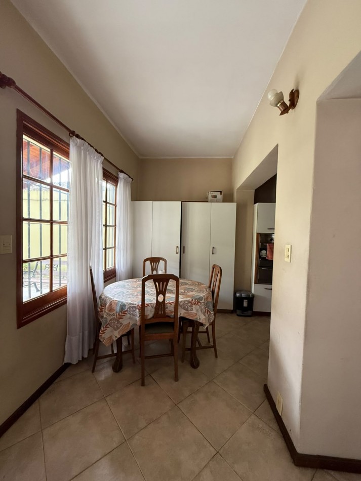Casa de Alto Nivel Estilo Ingles - Elegancia, amplitud y espacios para disfrutar