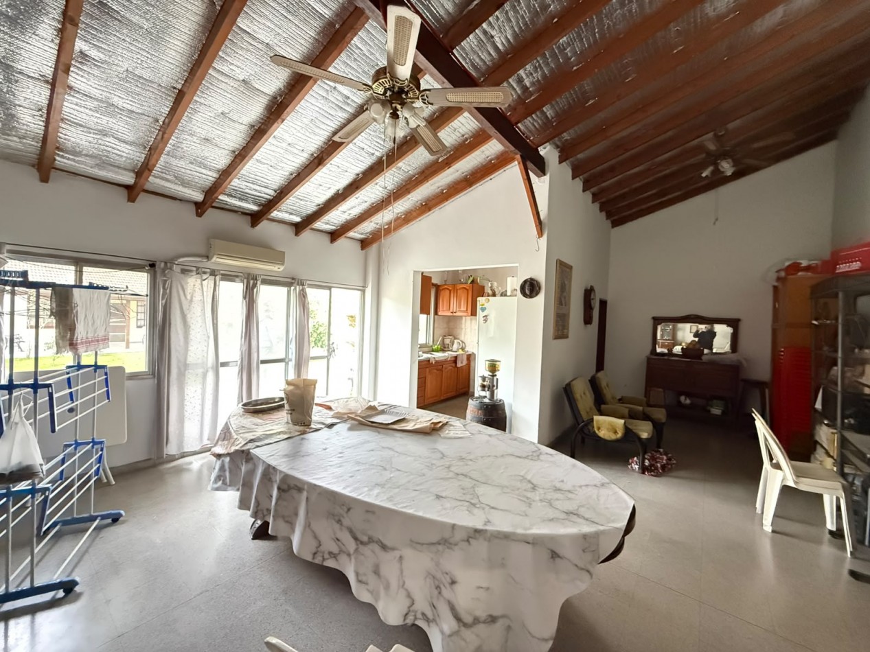 Casa de Alto Nivel Estilo Ingles - Elegancia, amplitud y espacios para disfrutar