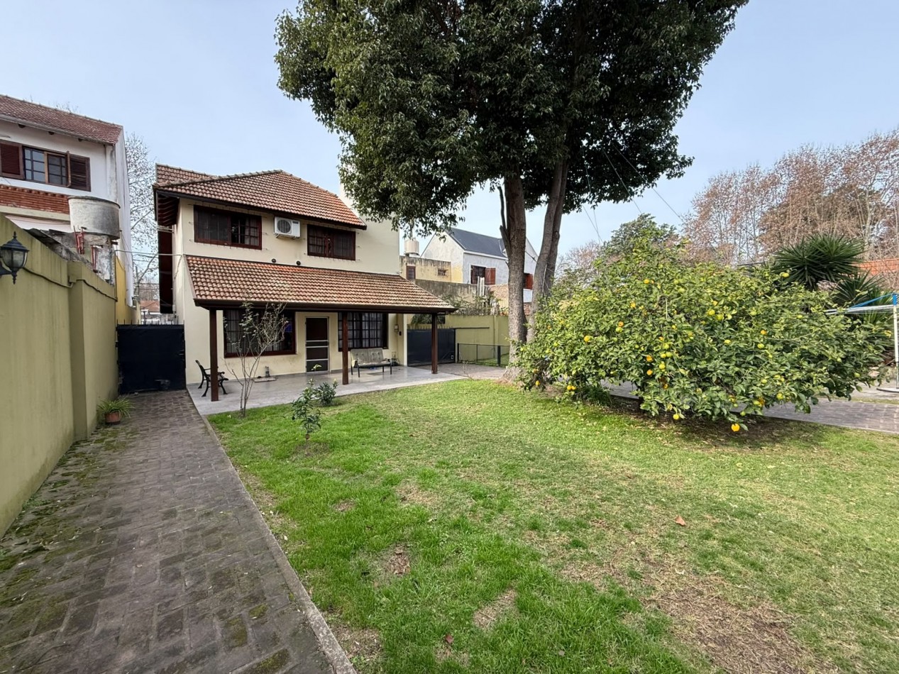 Casa de Alto Nivel Estilo Ingles - Elegancia, amplitud y espacios para disfrutar
