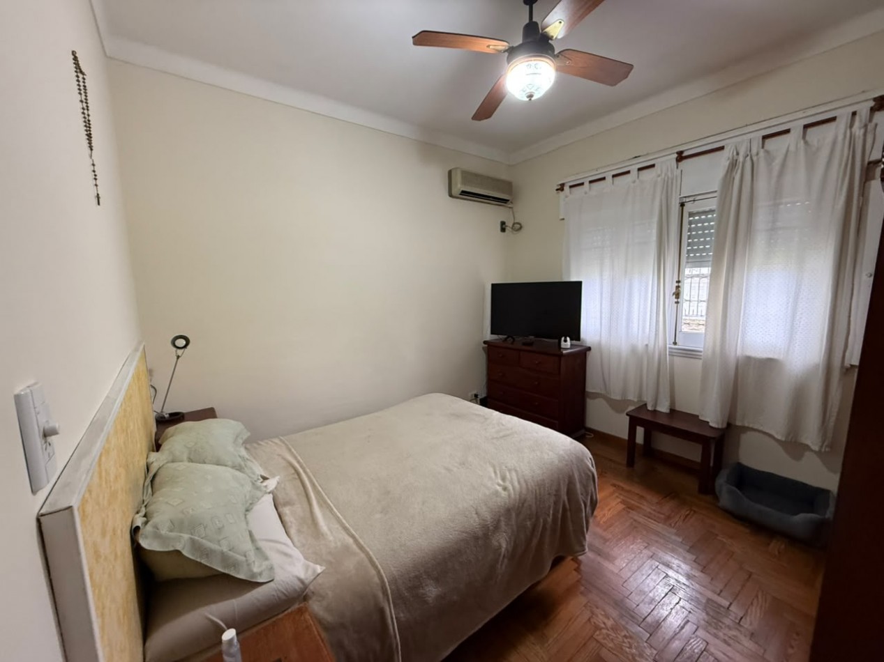 Casa con Departamento Independiente y Garage para 3 Autos - Se Escuchan Ofertas