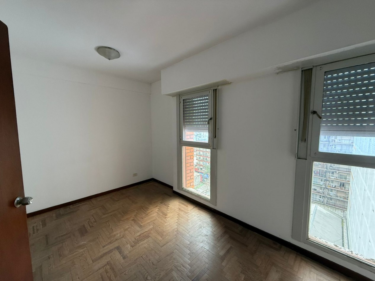 Departamento de 3 Ambientes en Alquiler con Cochera