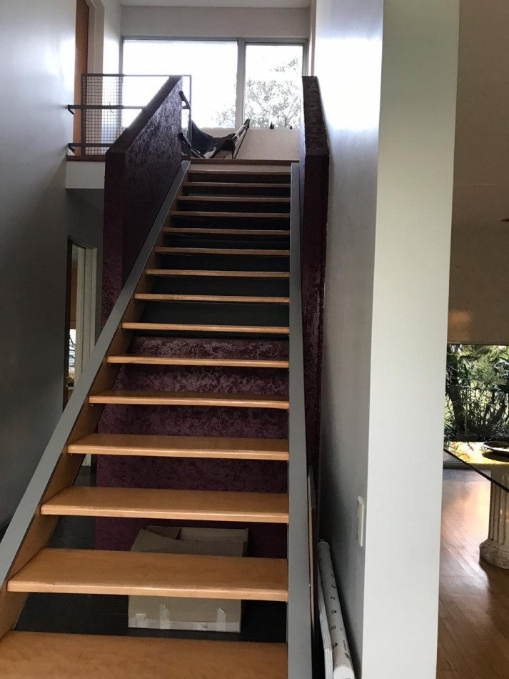 Casa en Venta en Barrio El Aleman - Amplios Ambientes y Excelente Distribucion