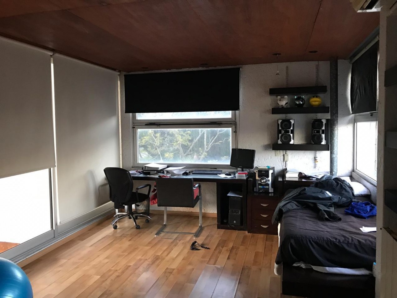 Casa en Venta en Barrio El Aleman - Amplios Ambientes y Excelente Distribucion