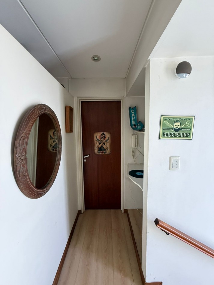 Casa en Venta en Barrio Parque Bernal - Amplia, Funcional y con Gran Parque