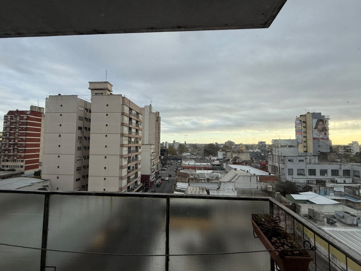 Departamento de 3 Ambientes con Dependencia