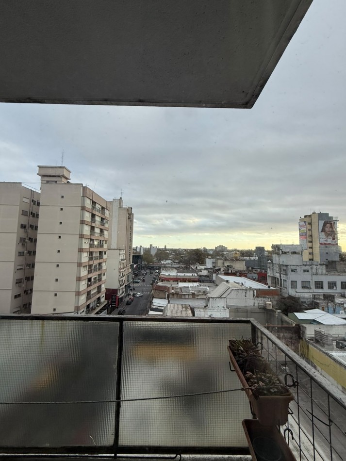Departamento de 3 Ambientes con Dependencia