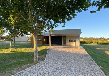 Oportunidad Unica: Casa en Barrio Privado - Venta