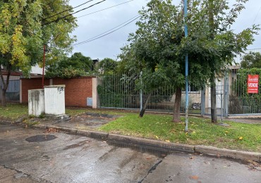 Casa en Venta en Ezpeleta - 2 Ambientes con Garage