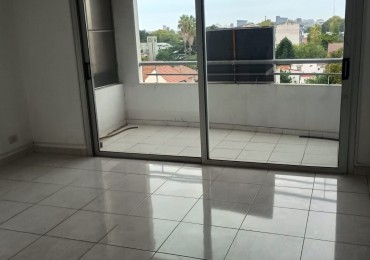 Departamento Semipiso de 3 Ambientes en Bernal - Con Cochera