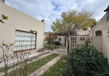 Casa en Venta - Amplio lote y excelentes comodidades
