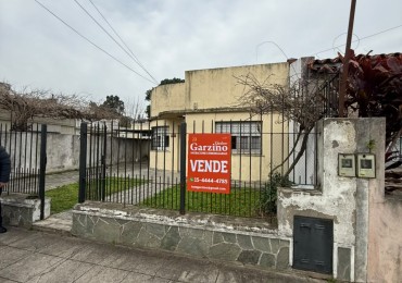 Casa con Departamento Independiente y Garage para 3 Autos - Se Escuchan Ofertas